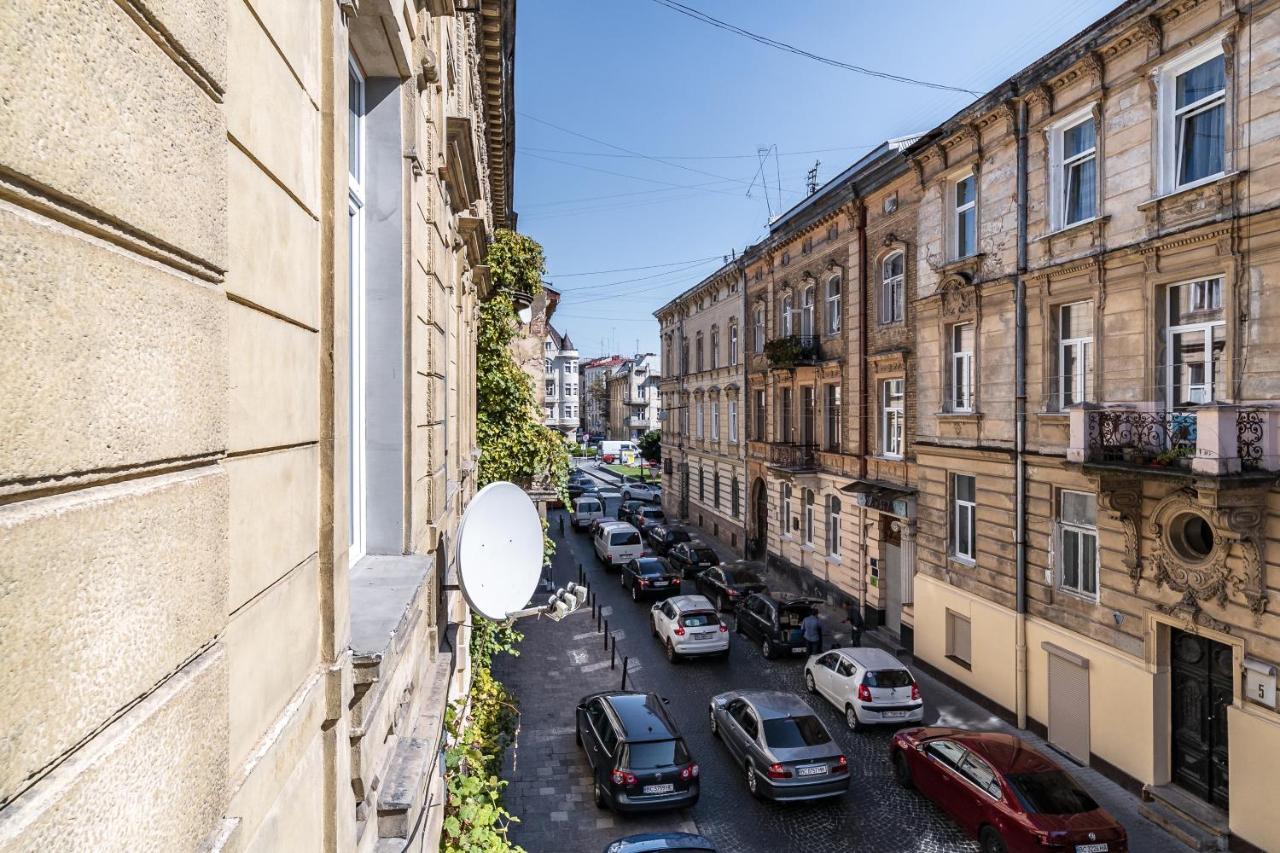 Inshiapartments On Popovycha Str Lviv Exterior photo